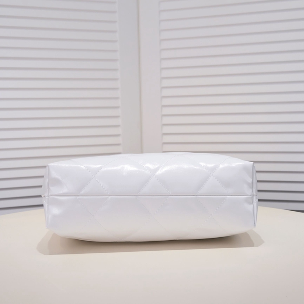 シャネルバッグ内部構造